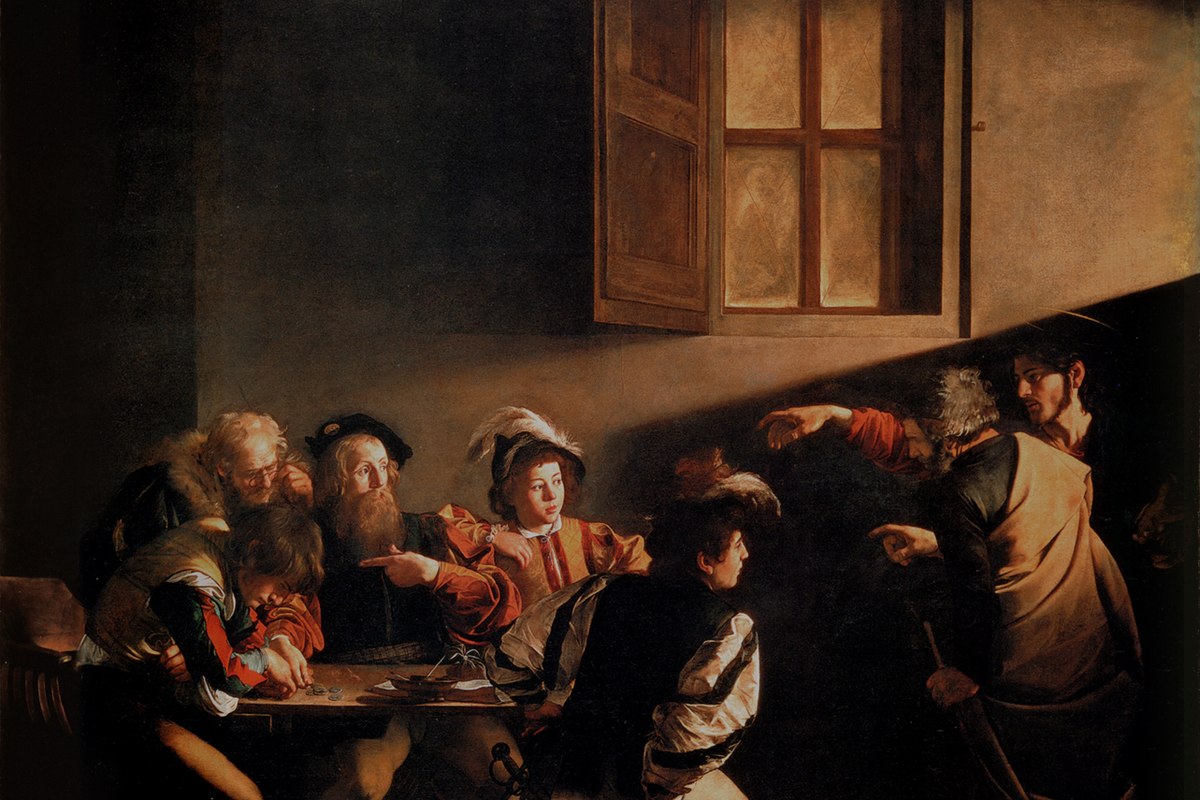 Ein barockes Gemälde einer Gruppe von Männern, die an einem Tisch sitzen und Münzen zählen, während eine Hand aus einem Lichtstrahl in den Raum auf sie zeigt.